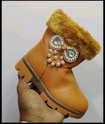 Kids warm boots image 4