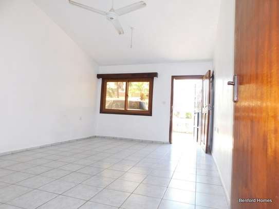 2 Bed Townhouse with Swimming Pool at Shanzu image 15
