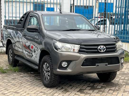 TOYOTA HILUX (WE accept hire purchase) image 6