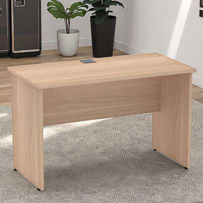 Office table: Single seater office workstation image 3