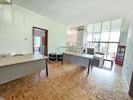 5 Bed House with En Suite in Kileleshwa image 8
