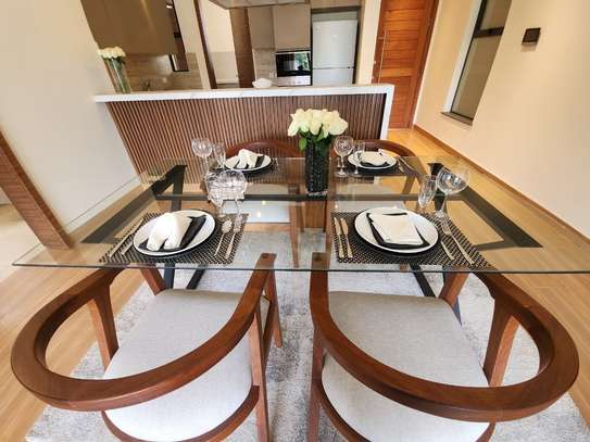 2 Bed Apartment with En Suite in Riverside image 6