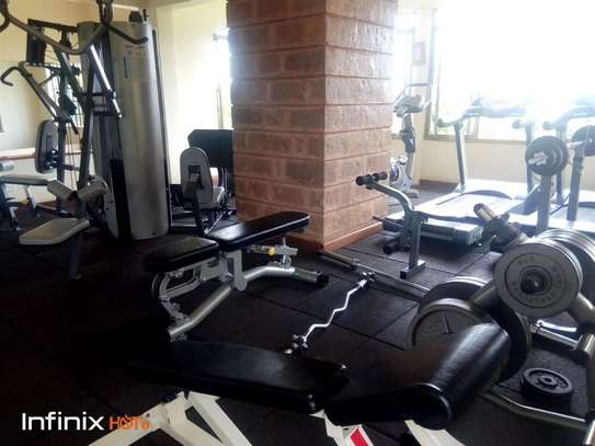 4 Bed Townhouse with Gym in Rosslyn image 8