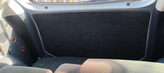 Toyota Sienta non hybrid 2018 silver image 4