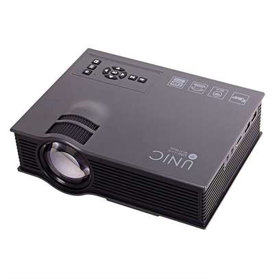 Original UNIIC Portable LED Projector Full HD image 1