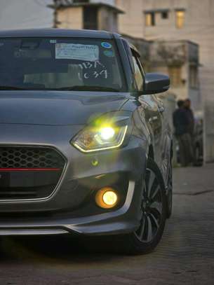 Suzuki swift Rs hybrid grey 2018 image 6