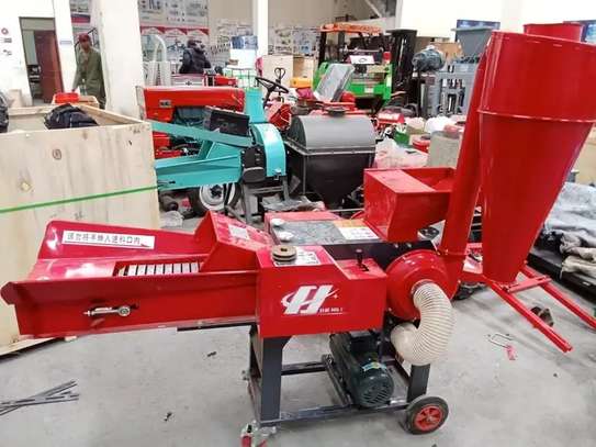 MSILAGE CHOPPING AND GRAIN GRINDING MACHINE AUGER FOR SALE image 2