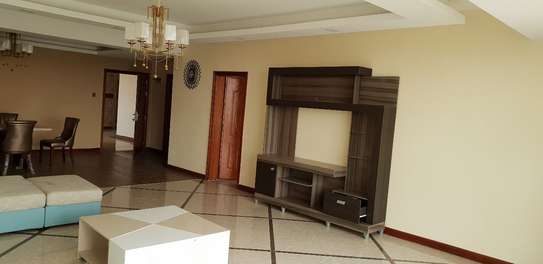 Furnished 3 bedroom apartment for rent in Kileleshwa image 8