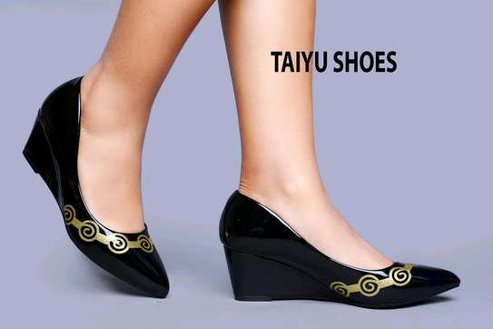 Trendy wedge shoes image 7