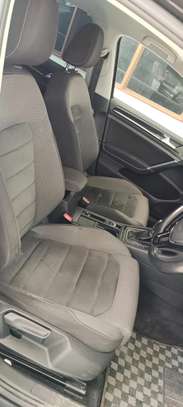 Volkswagen Golf TSi black 2018 image 7