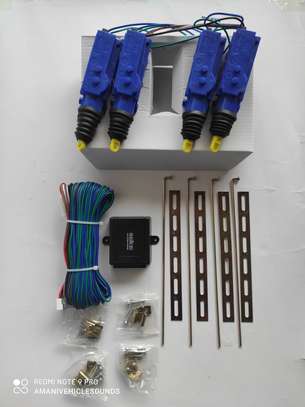 Universal Car 4 Door Central Locking System Kit Set. image 2