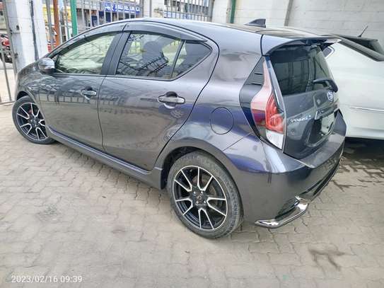 Toyota Aqua G's Grey image 7