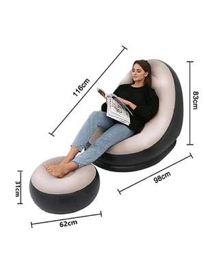 Inflatable seat with footrest image 4