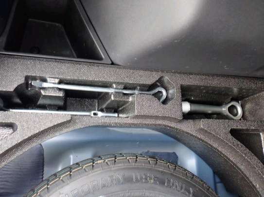 Mitsubishi rvr new image 7