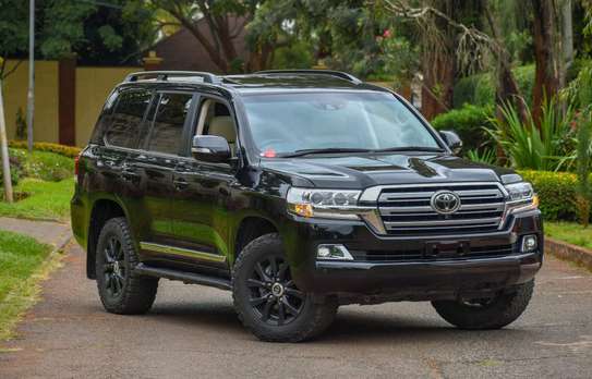 2018 Toyota Land cruiser Sahara image 8