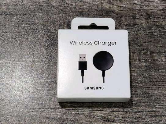 Samsung Smartwatch wireless charger image 1