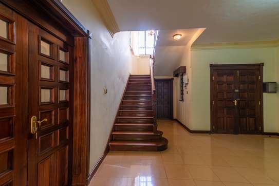 5 Bed House with Garden in Westlands Area image 13