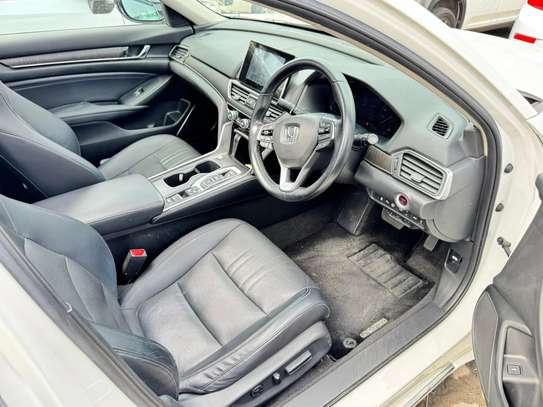 Honda Accord white 2020 image 4