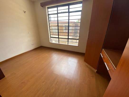 3 Bed Apartment with En Suite at Rhapta Road image 2