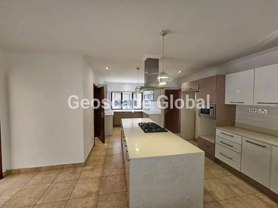 5 Bed Townhouse with En Suite in Lavington image 30