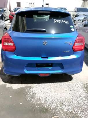 Suzuki  swift RS hybrid image 3