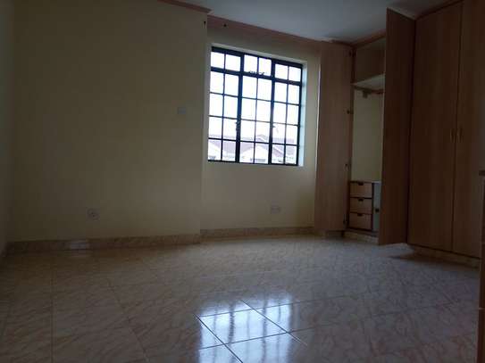 A 3 bedrooms maisonette to let in south c image 3