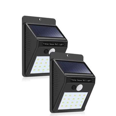 Solar Power LED PIR Motion Sensor Wall Light image 1