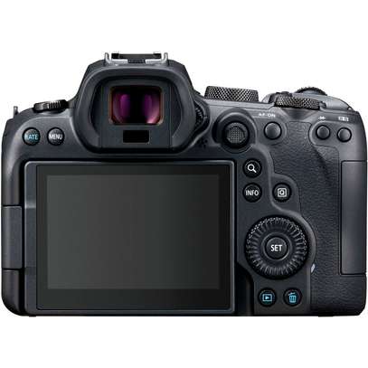 Canon EOS R6 Mirrorless Camera with 24-105mm f/4 Lens image 4