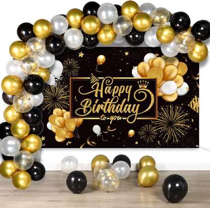 Black and Gold Birthday Party Decorations image 1