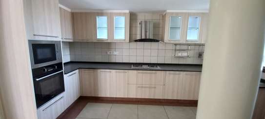2 Bed Apartment with En Suite in Kileleshwa image 19