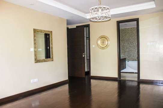4 Bedroom + DSQ apartment for sale image 6