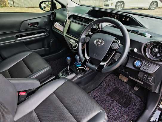 2018 TOYOTA AQUA HYBRID, FULL LEATHER UPHOLSTERY image 5