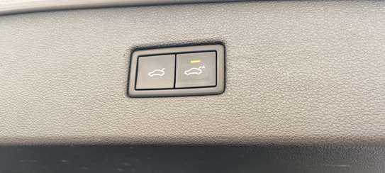 Volkswagen Tiguan R-line Grey 2018 image 15