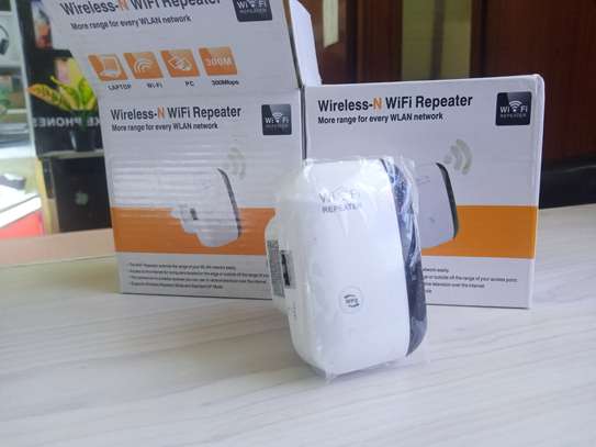 Generic 300Mbps Wireless-N Wifi Repeater Network Signal image 1