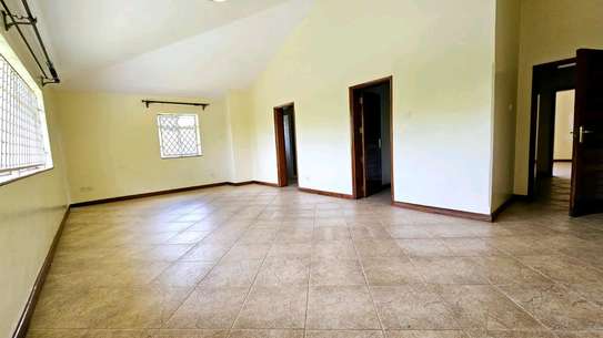 5 bedroom Ambassadorial house for rent in Runda image 9