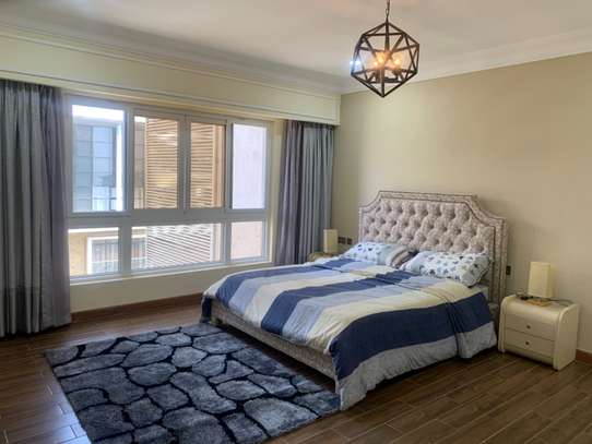 3 Bed Apartment with En Suite in Kilimani image 7