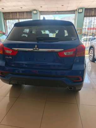 Mitsubishi RVR newshape image 8