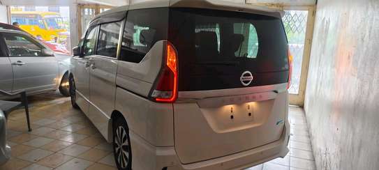 Nissan Serena highway 🌟🌟🌟 White 2017 image 11