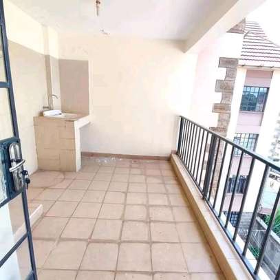 Three bedroom apartment to let image 7