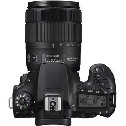 Canon 90D + 18 - 135mm Lens Camera image 1