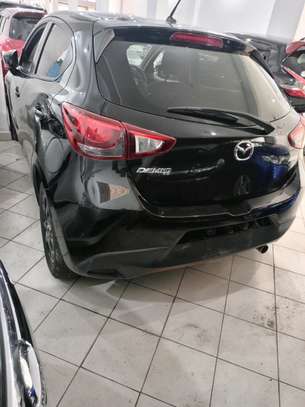 Mazda Demio petrol image 4