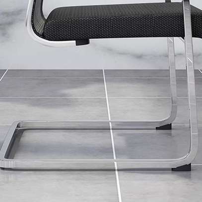 Low-Back Mesh Office Chair image 5