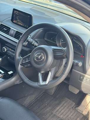 Mazda Axela sportd 2018 image 6
