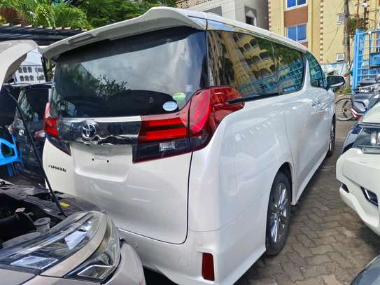 Toyota Alphard Sunroof white 2018 image 11