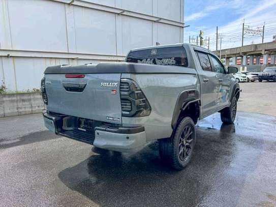 Toyota hilux double cub on sale in Kenya image 7