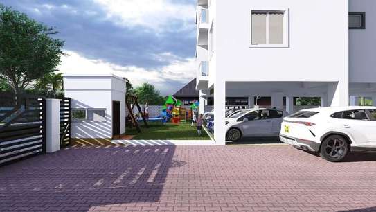 3 Bed Apartment with En Suite at Parklane image 2