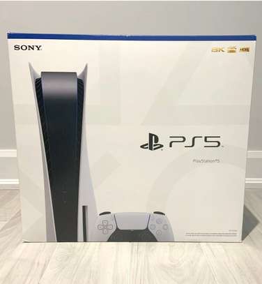 PS5 Playstation 5 Console Standard Version (Disc Edition) - Boxed & sealed image 1