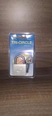 Tri-circle padlock Rectangle chrome image 1