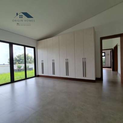 5 Bed Townhouse with En Suite at Kitisuru Road image 33
