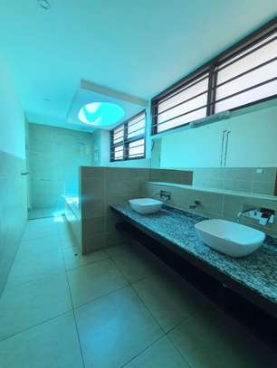 4 Bed House with En Suite at Kitisuru image 12